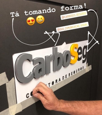Letras caixa em PVC com pintura 