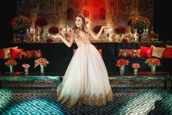 Painel treliça e banner. Sinara Deulcca