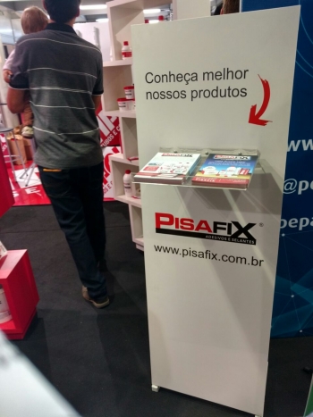 totens com bolso para feiras e eventos  