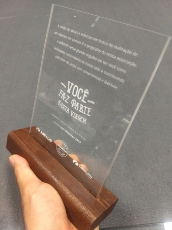 Troféu em acrílico 